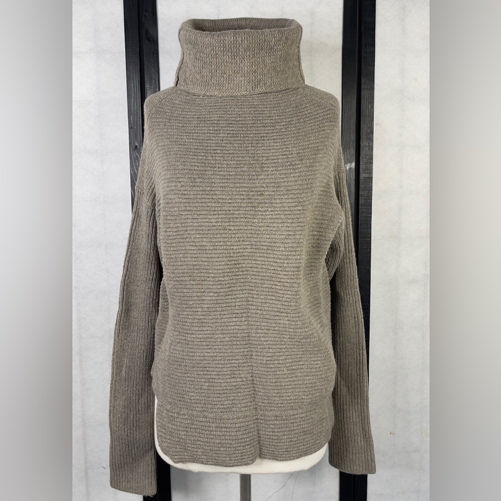 Babaton Taupe Knit Pullover sweater M